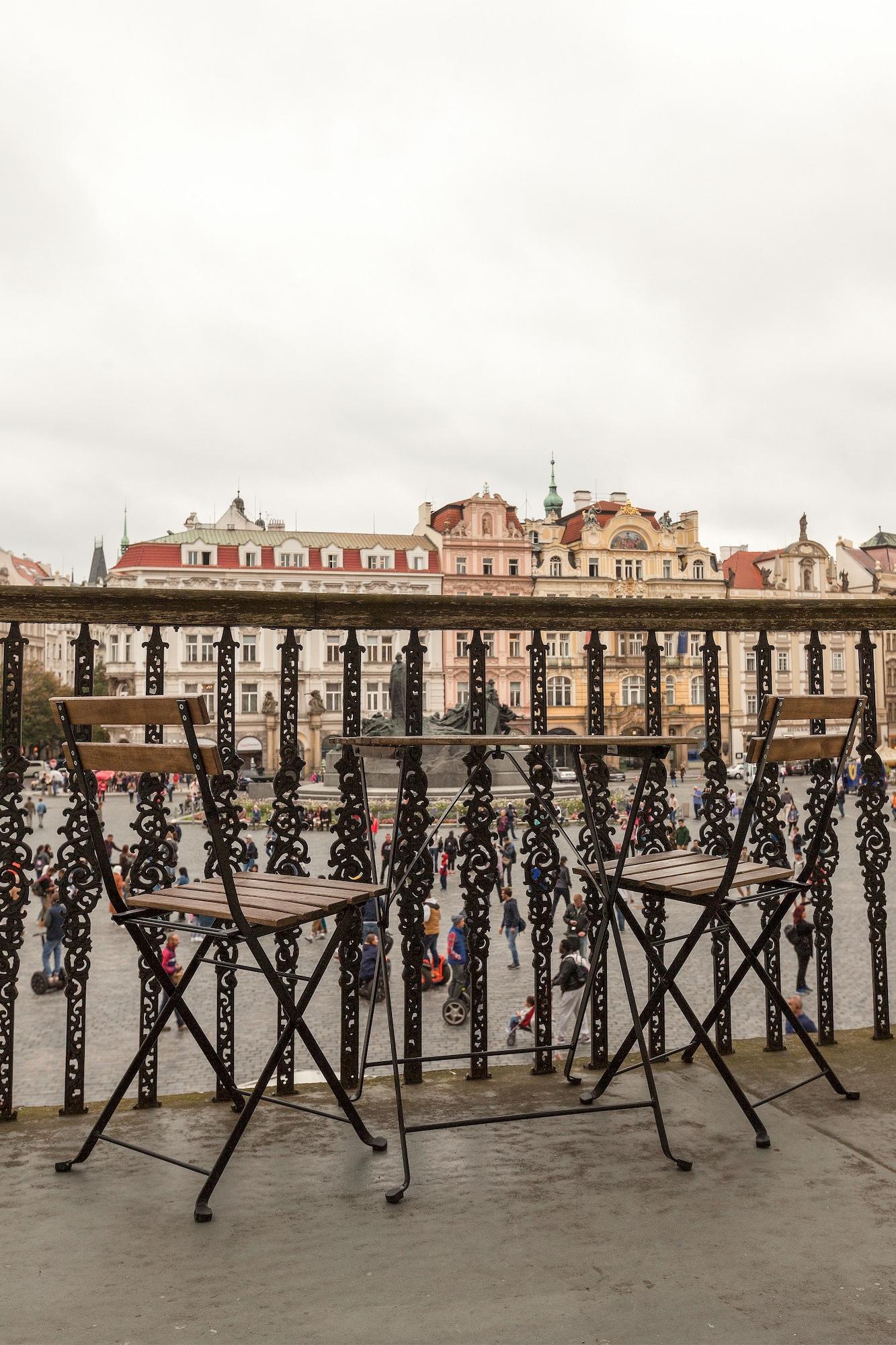 Old Town Square By Emblem Lägenhetshotell 5*