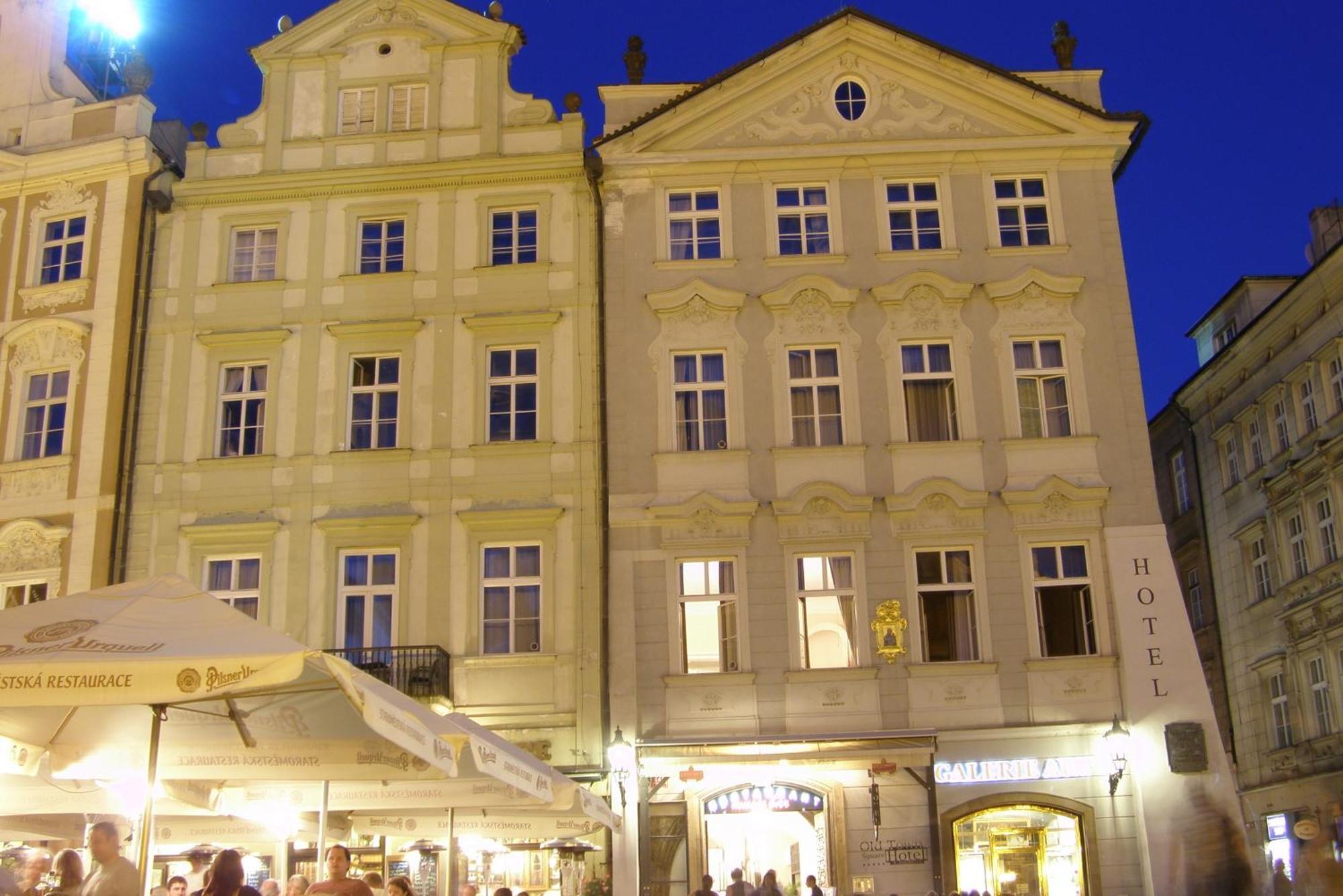 Lägenhetshotell Old Town Square By Emblem Prag